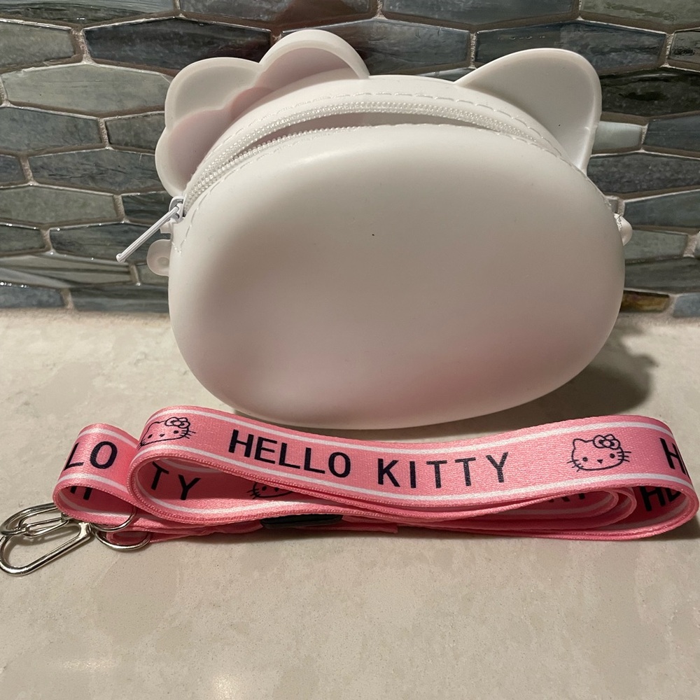 Hello Kitty White and Red Kids Coin Purse, Earrings and Bag Charm Bundle - Picture 3 of 6